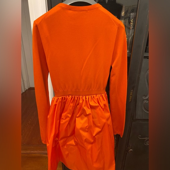 Prada dress - Picture 2 of 7